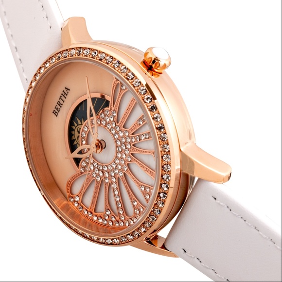 BTHBR8205 NWT Women\'s Mother-of-Pearl Watch